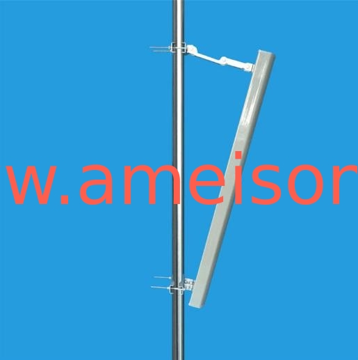 1710-2170MHz 18dBi Directional Panel Antenna Vertical Polarization DCS PC 3G base station panel antenna